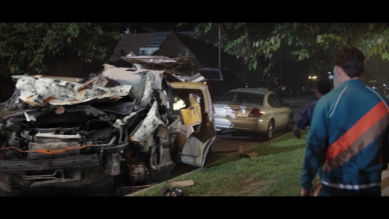 Nighttime vehicle wreckage visual effects shot from Gavin Carlton’s VFX reel